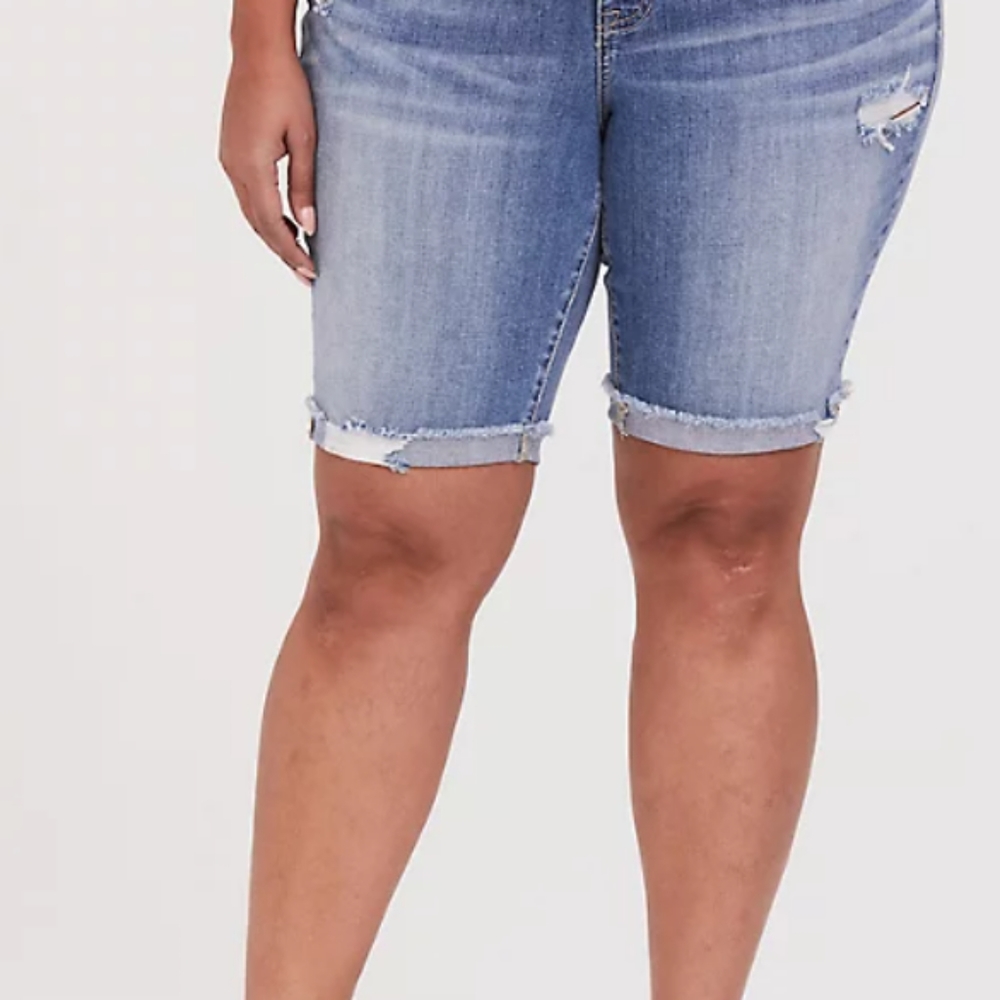 NWOT torrid distressed Bermuda shorts light wash